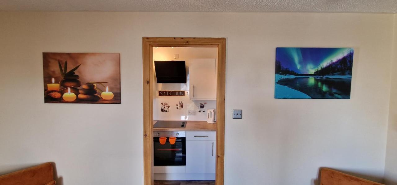 Colin Young Place Nairn Exterior foto